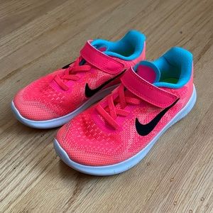 pink nike velcro shoes